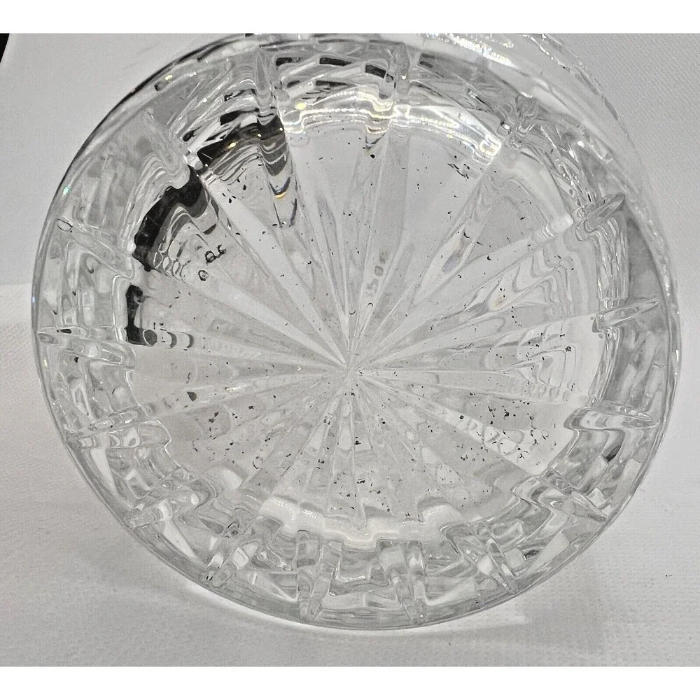 CRYSTAL CLEAR INDUSTRIES CUT 24% LEAD CRYSTAL VASE 8